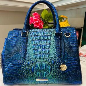 Brahmin Royalty Small Finley